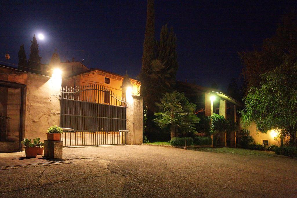 Corte Attilea Valeggio sul Mincio Exterior foto